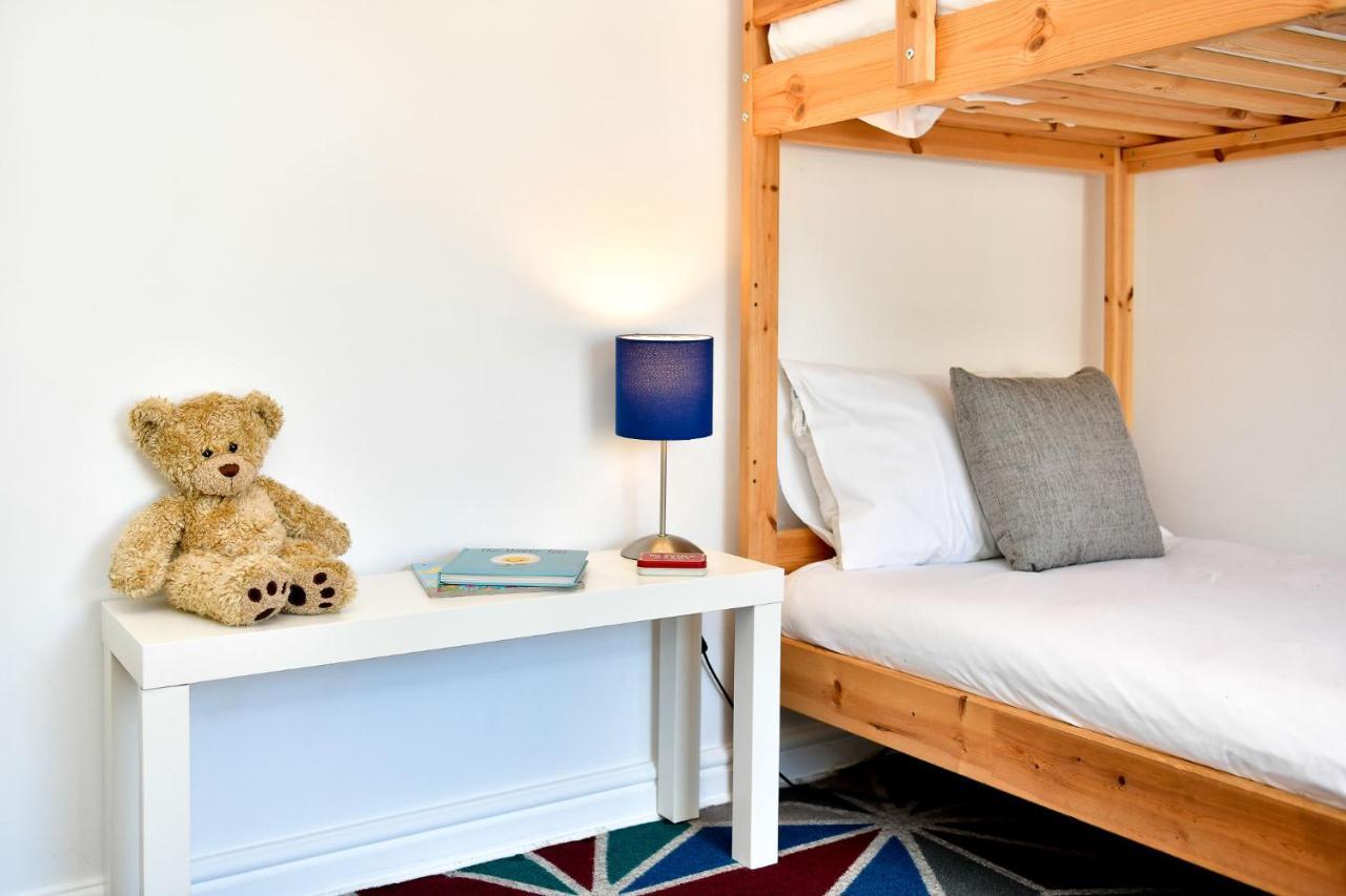 Cardiff Arms Bistro & Hotel Treorky Экстерьер фото